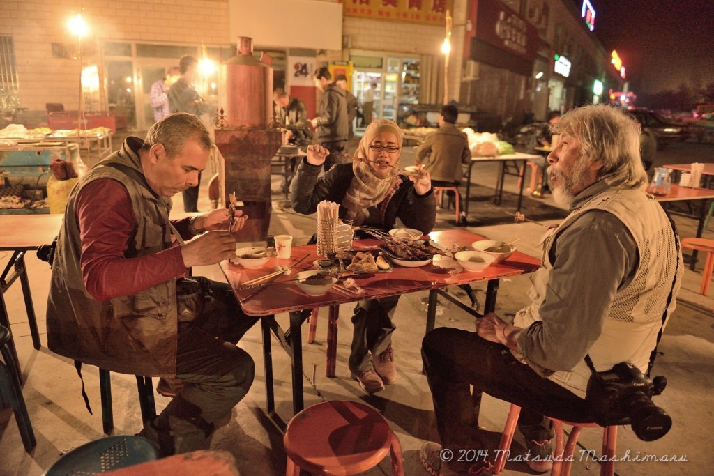 A true struggling vegetarian look ...